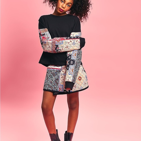 Zara set SWEATSHIRT jacket and mini skirt - Picture 2 of 7